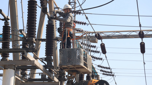 “雷科電力赴長(zhǎng)沙完成電氣設(shè)備交付驗(yàn)收及技術(shù)培訓(xùn)